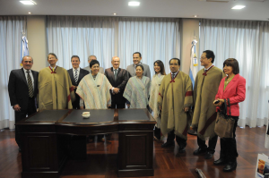 Embajadores de ASEAN con la gobernación de Tucumán